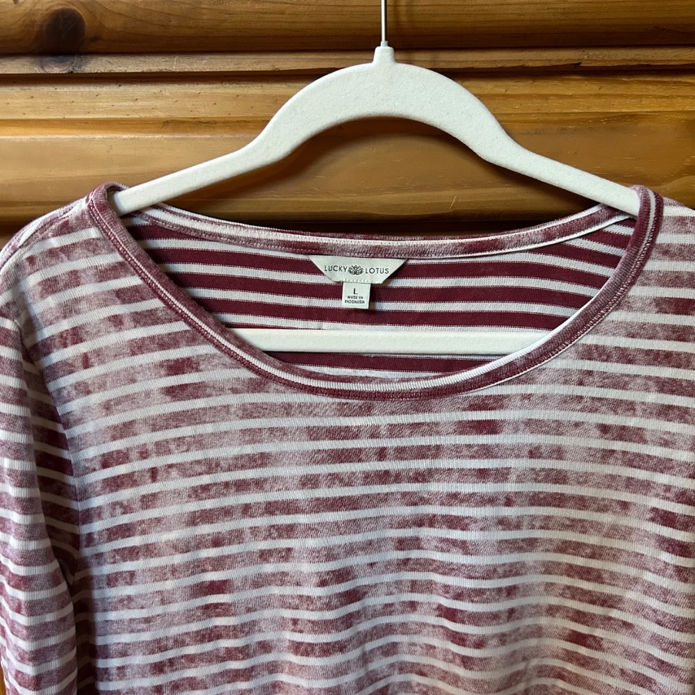Lucky Lotus Top Cotton Long Sleeve Burgundy White Stripe Women's Size Large - Picture 2 of 7